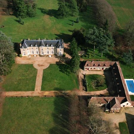 Gite Authentique Avec Piscine Chauffee, Parc Et Chevaux, Au Coeur D'Un Chateau Historique - Fr-1-410-189 Villa Le Tronchet  Kültér fotó